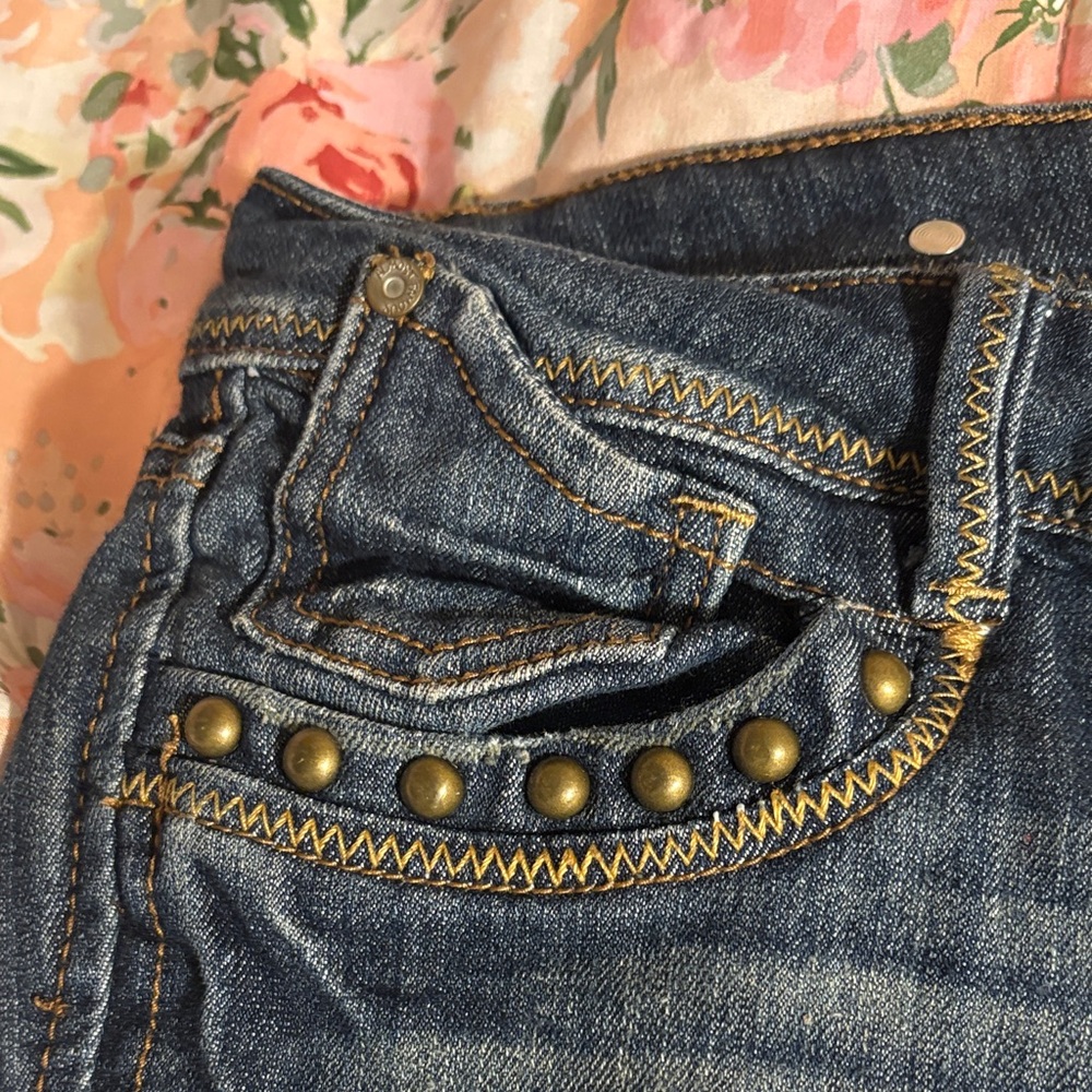 Women’s Ripped Blue Jeans - Size 7 - Picture 3 of 10
